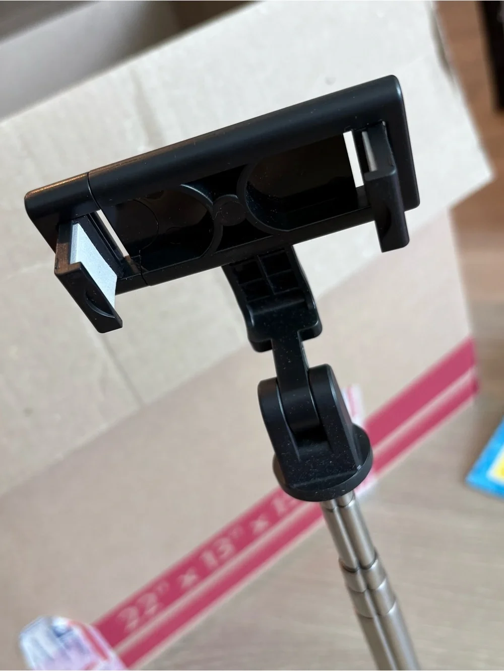 Compact Black Foldable Phone Mount tripod / Selfie Stick with shutter remote